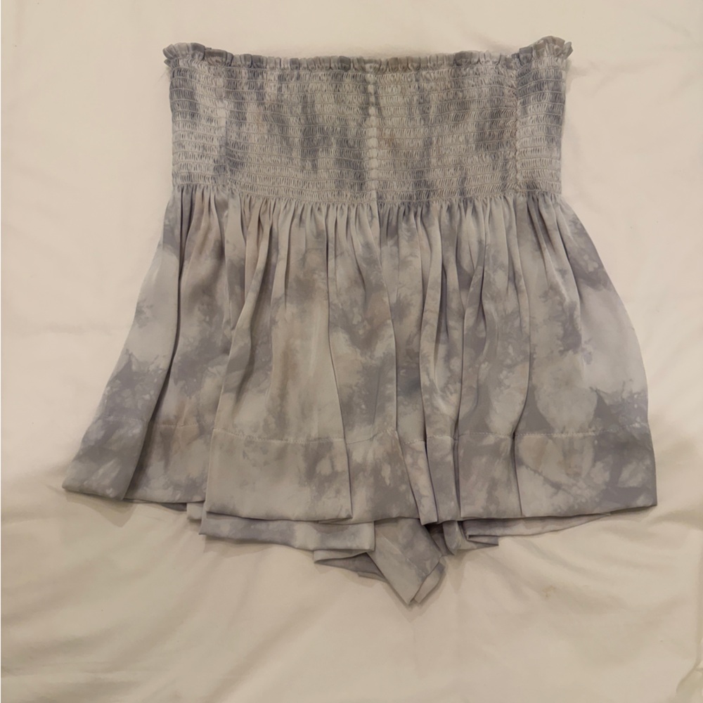 Tie-Dye Smocked Skort — Soft Gray & Light Blue